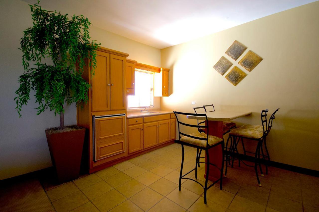 Hotel Consulado Inn Ciudad Juarez Bagian luar foto